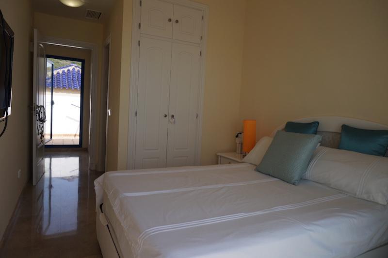 Duquesa Suite And Golf With A Spectacular Sea View 马尼尔瓦 外观 照片